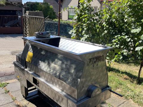 Zambelli Manta szőlő zúzó-bogyózó Zambelli Manta szőlő zúzó-bogyózó