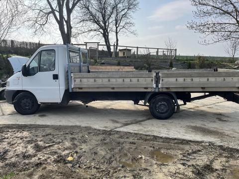 Fiat Ducato Maxi 2001 4,8 m hosszú platóval, egyedi magasítóval Fiat Ducato Maxi 2001 4,8 m hosszú platóval, egyedi magasítóval