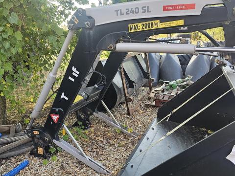 Homlokrakodó Quickle 240 SL profiline eladó! ITLS Homlokrakodó Quickle 240 SL profiline eladó! ITLS