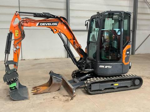 Develon DX 27 Z-7 / 2023 / 934 üzemóra / Lízing 20%-tól