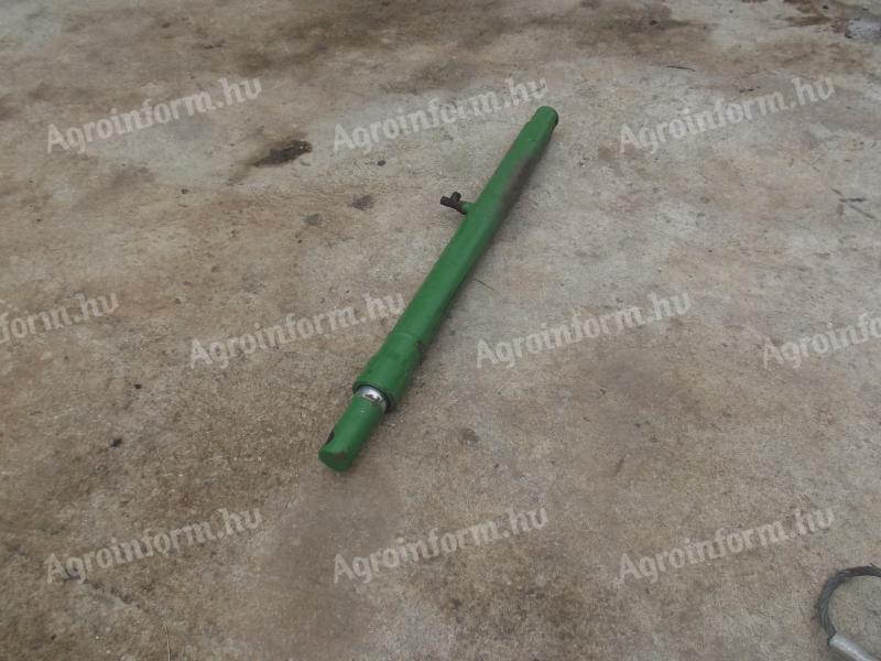 John Deere WTS kombájnhoz eladó asztalemelő munkahenger