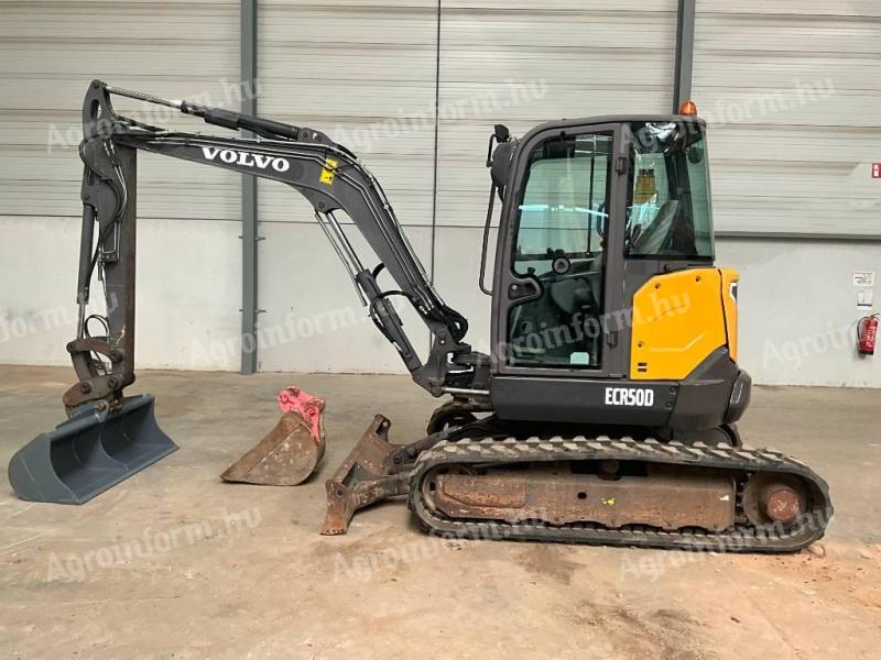 Volvo ECR 50 D / 2015 / 2 598 üzemóra / Lízing 20%-tól