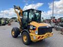 CAT 907 homlokrakodó