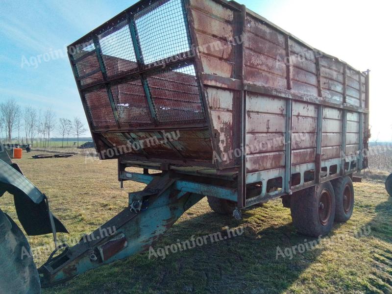 T 088 trágyaszóró hiányos