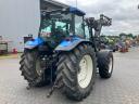 New Holland TS 115 homlokrakodóval