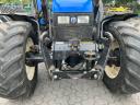 New Holland TS 115 homlokrakodóval