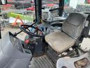 New Holland TS 115 homlokrakodóval