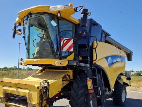 New Holland CX 8040 New Holland CX 8040