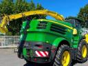 John Deere 8500i szemroppantóval,  rendfelszedő,  kukorica adapterrel