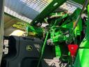 John Deere 8500i szemroppantóval,  rendfelszedő,  kukorica adapterrel