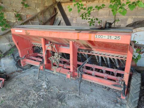 Gabona vetőgép Gabona vetőgép