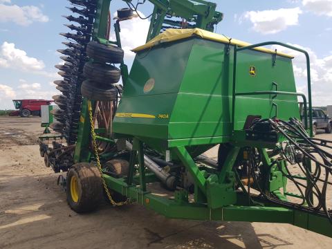 John Deere 740A John Deere 740A