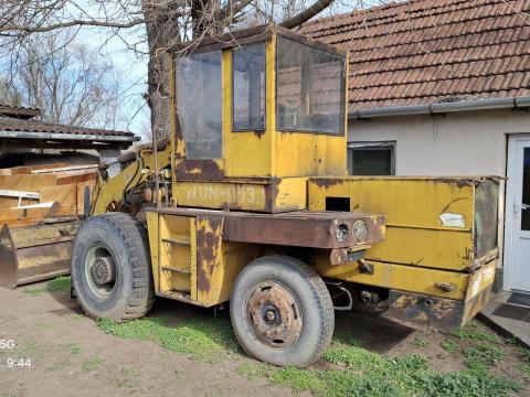 UN 053 homlokrakodó eladó UN 053 homlokrakodó eladó