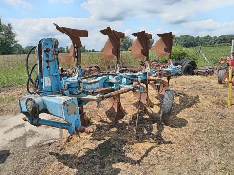 Eladó Lemken Vari-Opal négyes eke Eladó Lemken Vari-Opal négyes eke