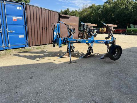 Rabewerk 3 fejes v.f. eke Rabewerk 3 fejes v.f. eke