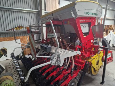 Pöttinger Aerosam 3002 ADD PCS,  Lion 303