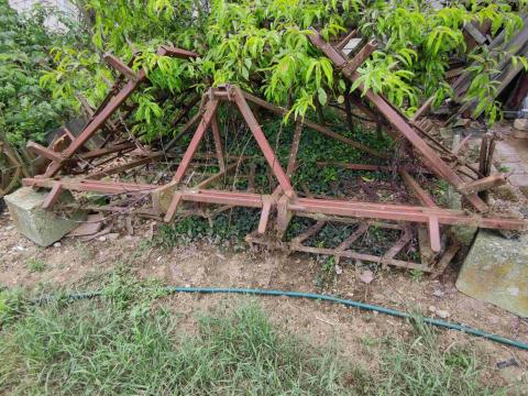 Függesztett 4 levelű borona eladó Függesztett 4 levelű borona eladó