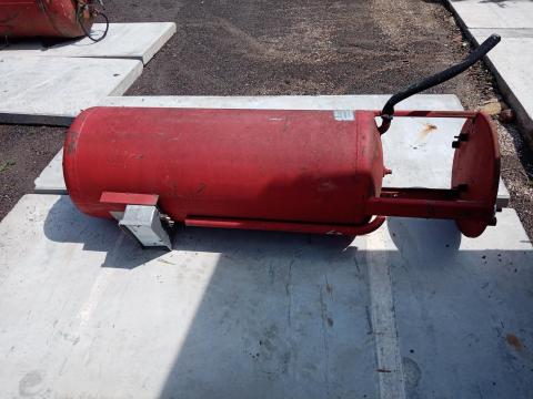 Víz-és épületgépészeti tartály Víz-és épületgépészeti tartály