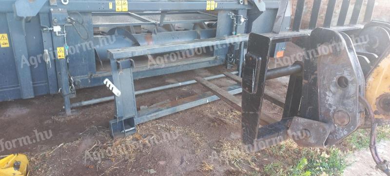 NAS Napraforgó Asztal Kapcsolókeret New Holland TX kombájnhoz