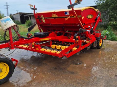 Väderstad Rapid 300S + BioDrill (gyári granulátumadagoló) Väderstad Rapid 300S + BioDrill (gyári granulátumadagoló)