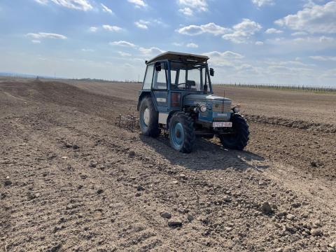 Eladó Zetor 5748 traktor kiváló állapotban Eladó Zetor 5748 traktor kiváló állapotban