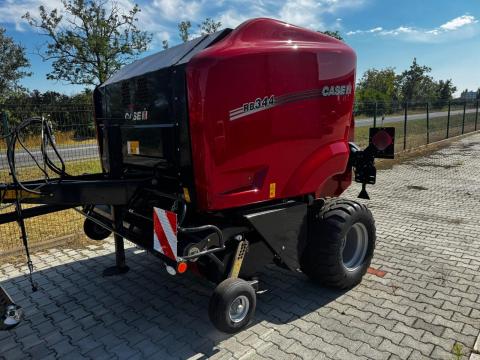 Case IH RB 344 RC új körbálázó készletről
