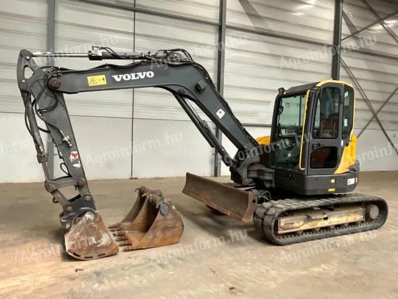 Volvo ECR 88 D / 2016 / 4.516 h üzemóra / Lízing 20%-tól