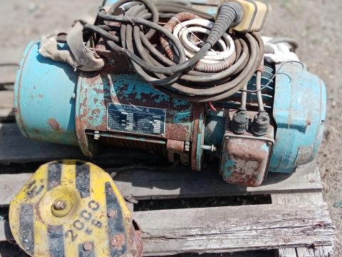 Balkancar köteles emelő, futómacska Balkancar köteles emelő, futómacska
