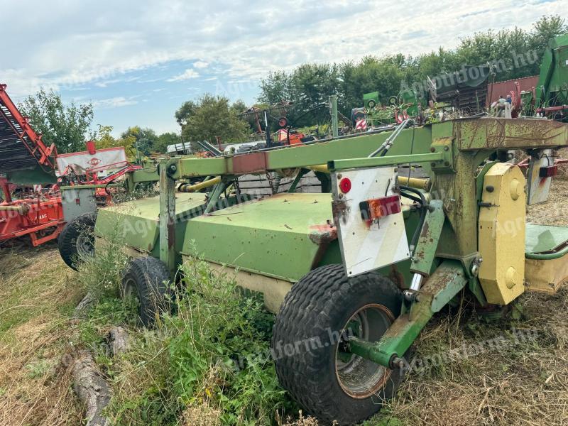KRONE AMT 5000 CV,  5 MÉTERES VONTATOTT TÁRCSÁS KASZA SZÁRSÉRTŐVEL
