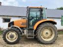 Renault Ares,  John deere