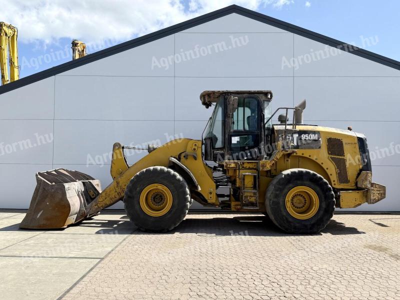 Caterpillar 950M / 2016 / 14 484 üzemóra / Lízing 20%-tól