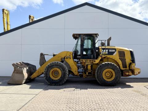 Caterpillar 950M / 2016 / 16 718 üzemóra / Lízing 20%-tól Caterpillar 950M / 2016 / 16 718 üzemóra / Lízing 20%-tól