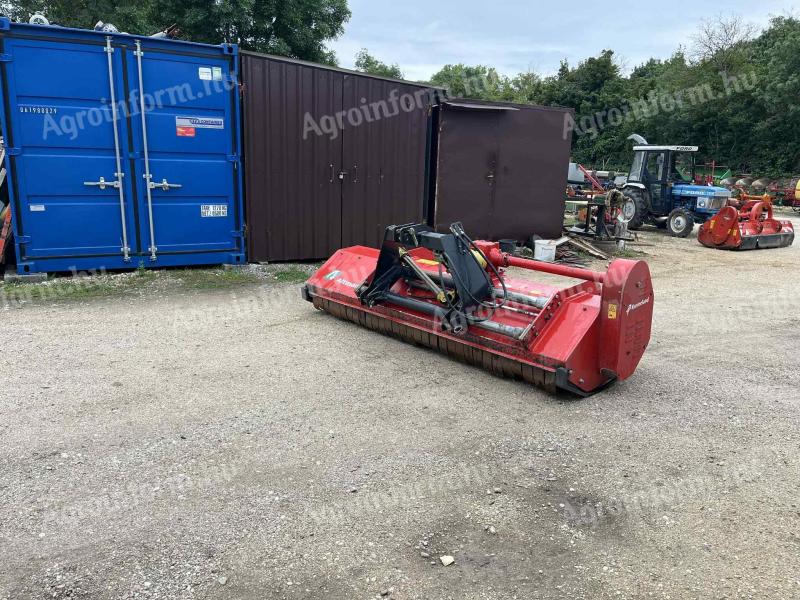 Kverneland FRH 280 kalapácsos szárzúzó hidraulikus oldalmozgatással