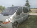 Renault Trafic 8 személyes
