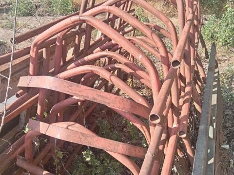 Fiaztató kaloda Fiaztató kaloda