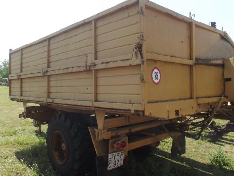 Eladó EB8-as 3 irányba billenős pótkocsi érvényes műszaki engedéllyel Eladó EB8-as 3 irányba billenős pótkocsi érvényes műszaki engedéllyel