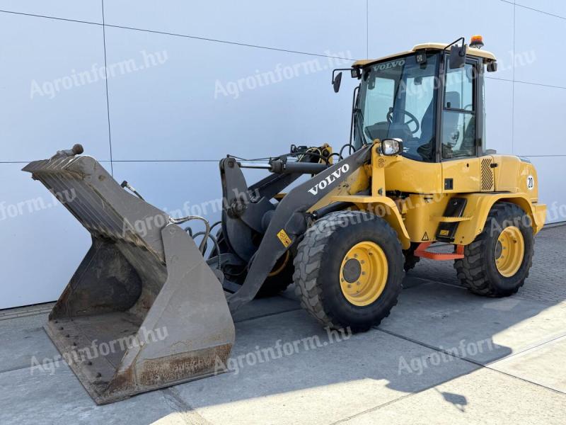 Volvo L30G / 2021 / 2969 üzemóra / Lízing 20%-tól