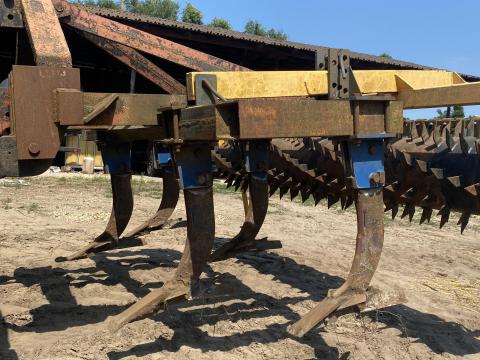 Egyedi középmélylazító Egyedi középmélylazító