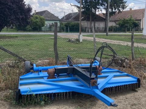 RZ függőleges tengelyű szárzúzó RZ függőleges tengelyű szárzúzó