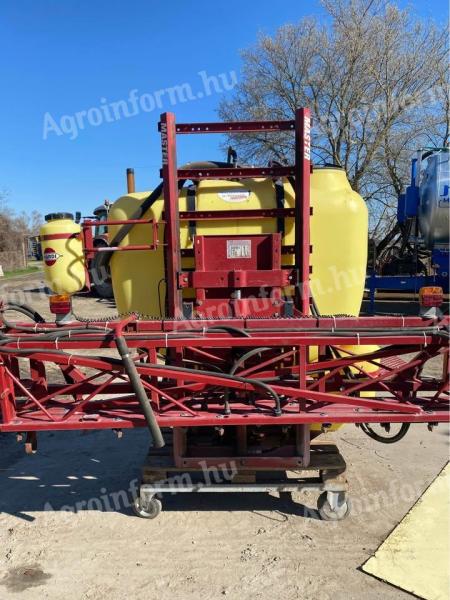 Hardi master permetező 12 méteres 800 literes