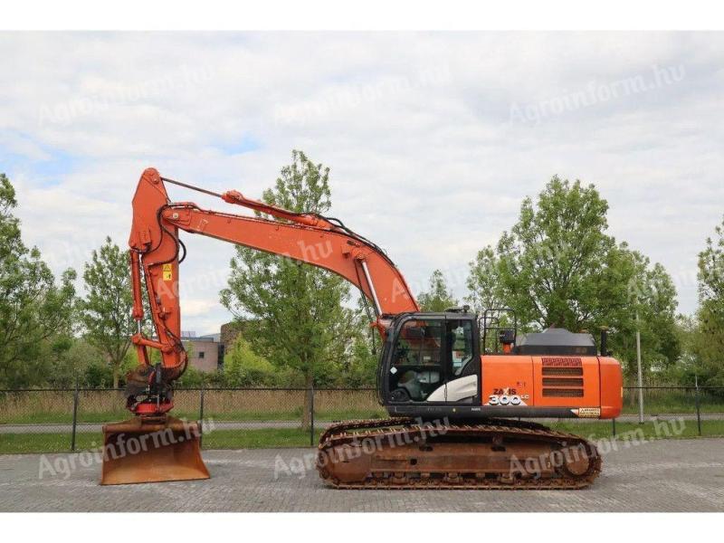 Hitachi ZX300 LC-6 / Rototilt / GPS / 2018 / 10.636 üzemóra / Lízing 20%-tól