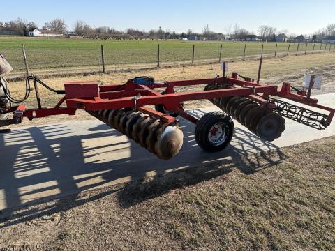 3, 2m-es vontatott tárcsa rögtörővel 3, 2m-es vontatott tárcsa rögtörővel