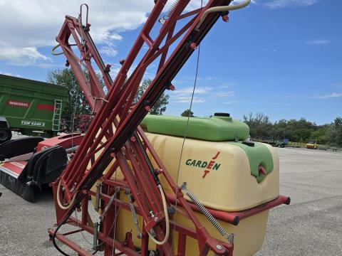 G-Jet függesztett szántóföldi permetező G-Jet függesztett szántóföldi permetező