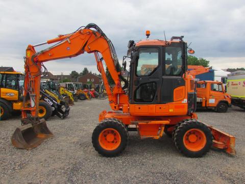 Komatsu PW98 MR-8 / 2015 / 6129 üzemóra / Lízing 20%-tól Komatsu PW98 MR-8 / 2015 / 6129 üzemóra / Lízing 20%-tól