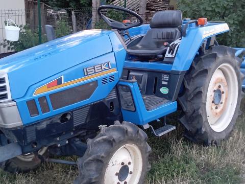Iseki Tu 197 Szervós Japán kistraktor Talajmaróval 4x4 Iseki Tu 197 Szervós Japán kistraktor Talajmaróval 4x4