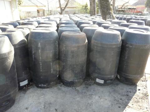 Műanyag hordók tető nélkül Műanyag hordók tető nélkül