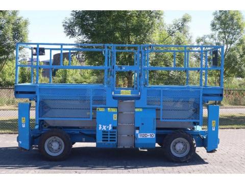 Genie GS-3384 RT / 12 méter | 1 134 kg / 2007 / 2 090 üzemóra / Lízing 20%-tól