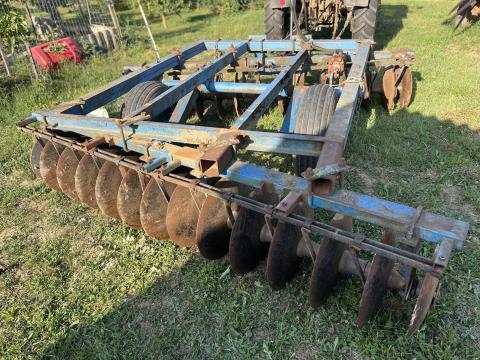 Eladó V tárcsa Eladó V tárcsa