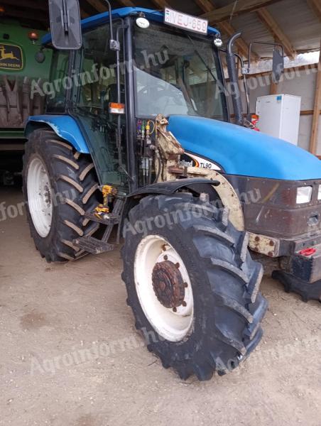 New Holland TL90 traktor