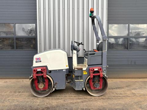 Dynapac CC1200 – 2018 / 890 üzemóra / Lízing 20%-tól